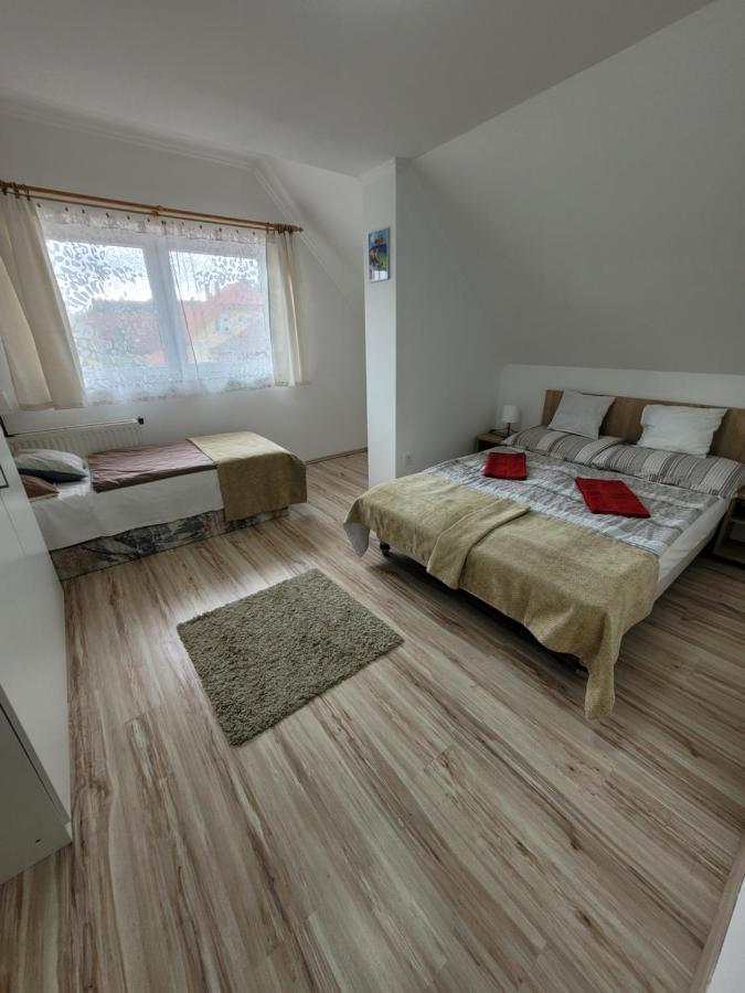 Zoé Apartman Siófok Extérieur photo